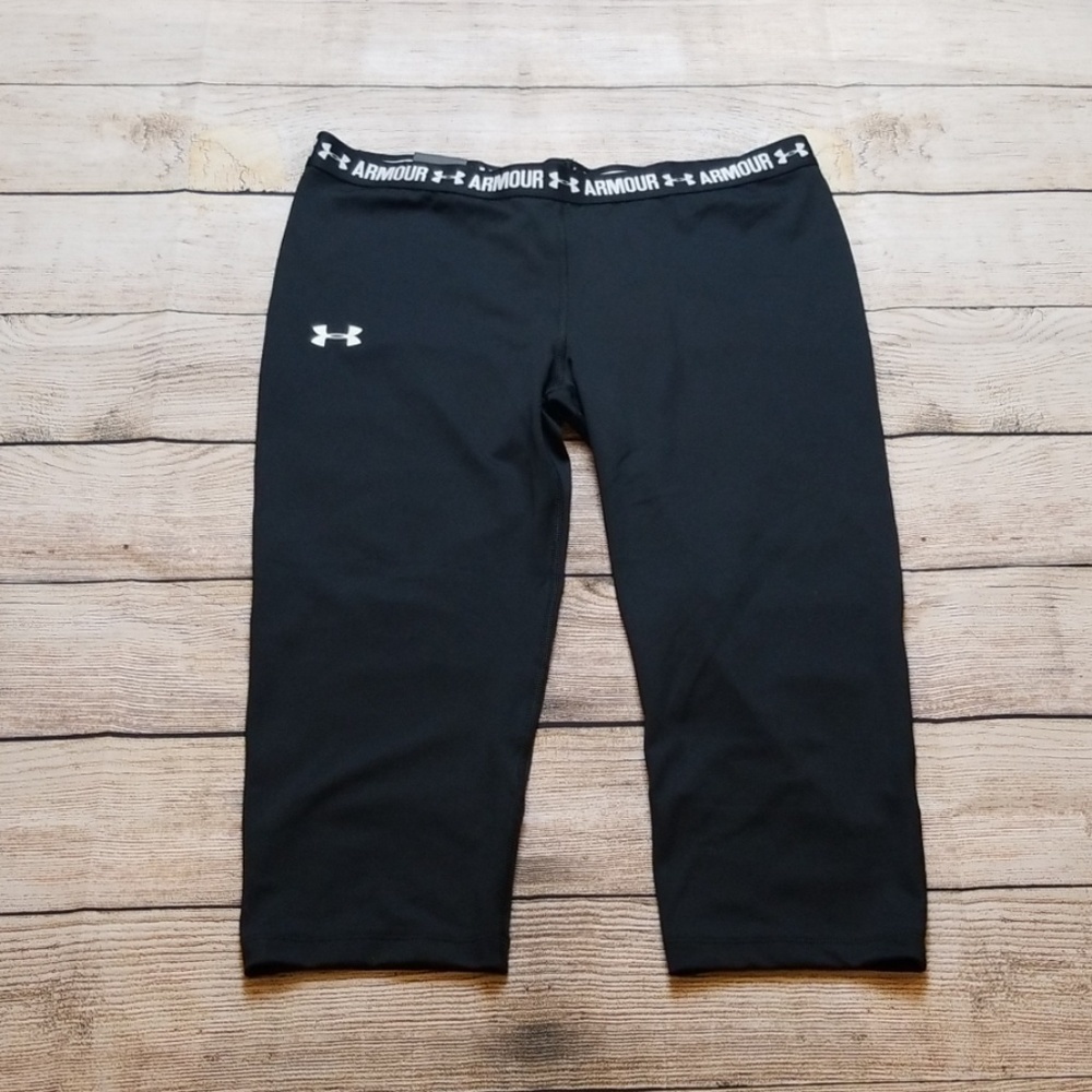 Under Armour Black Athletic Capris